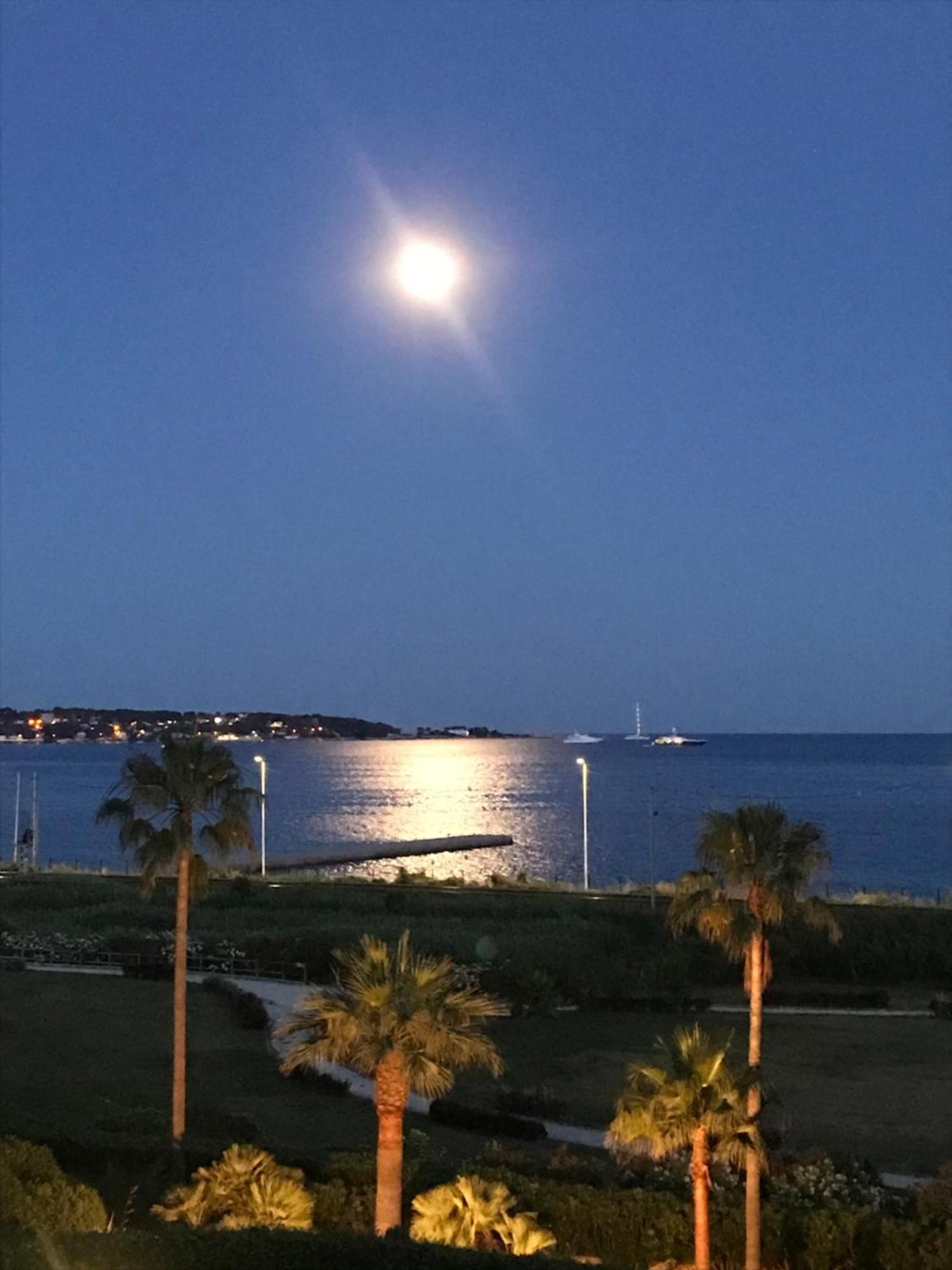 Vue Mer Juan Les Pins Antibes Exterior foto